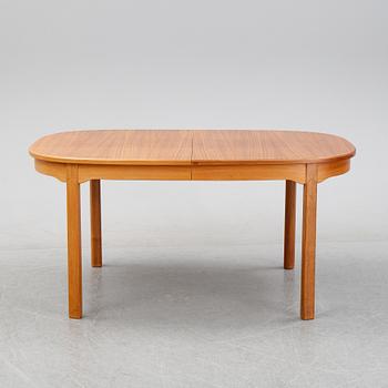 Carl Malmsten, a 'Ambassdör' walnut dining suite, Åfors Möbelfabrik.