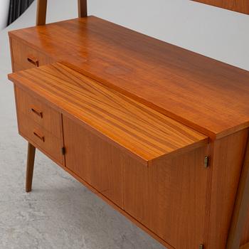 A 1950's/60's bookcase.