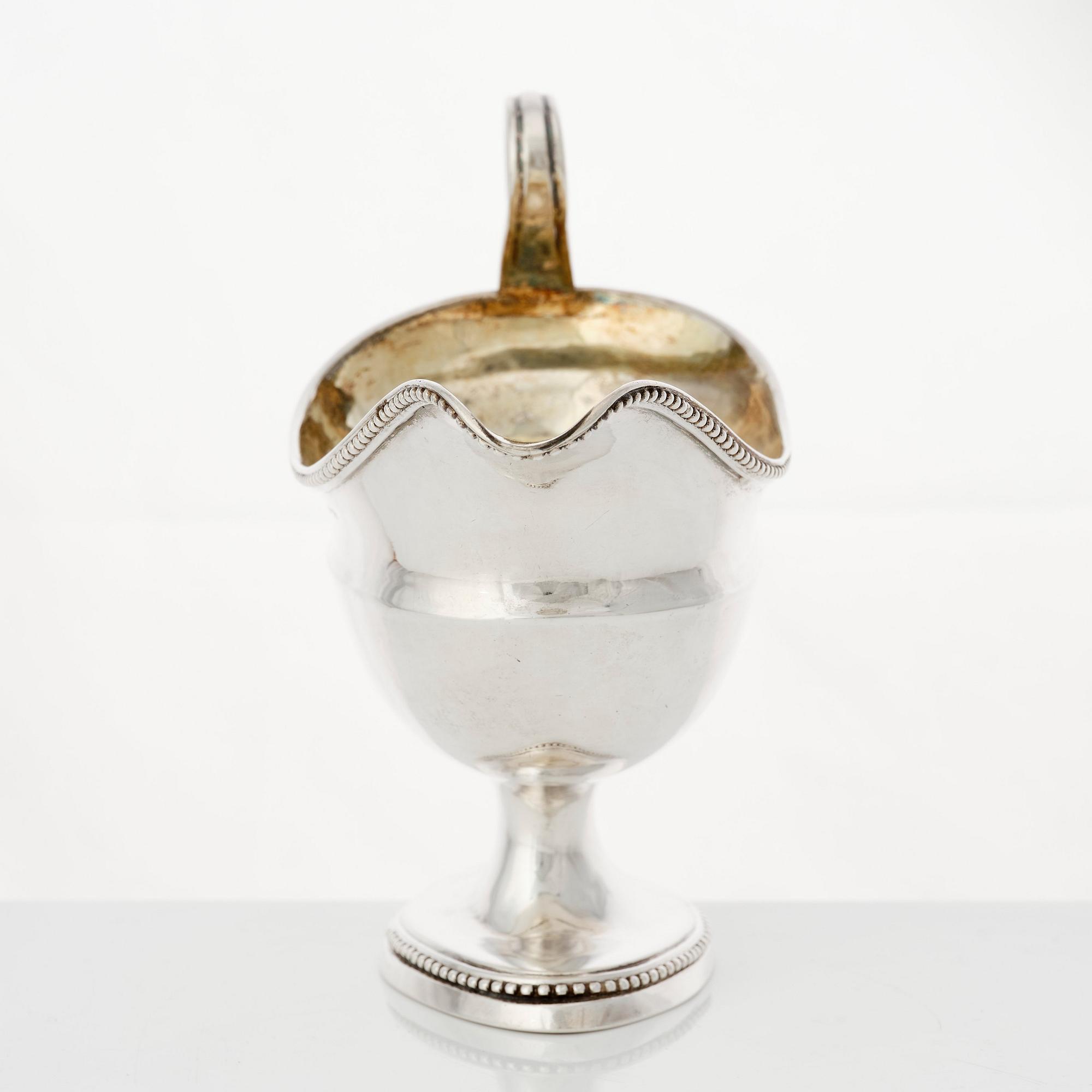 Petter Eneroth, grädd-/såskanna, silver, Stockholm 1786. Gustaviansk.