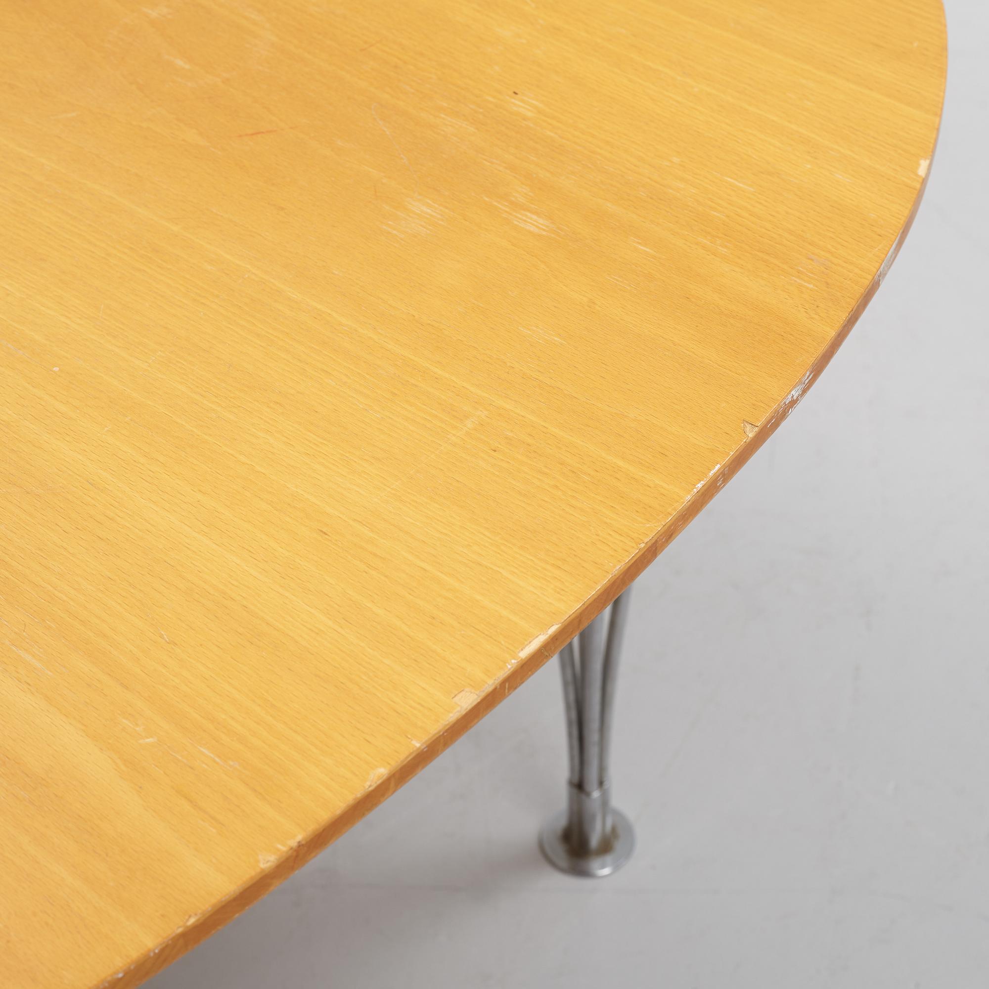 Bruno Mathsson & Piet Hein, table, "Supercirkel", Bruno Mathsson International, Värnamo.