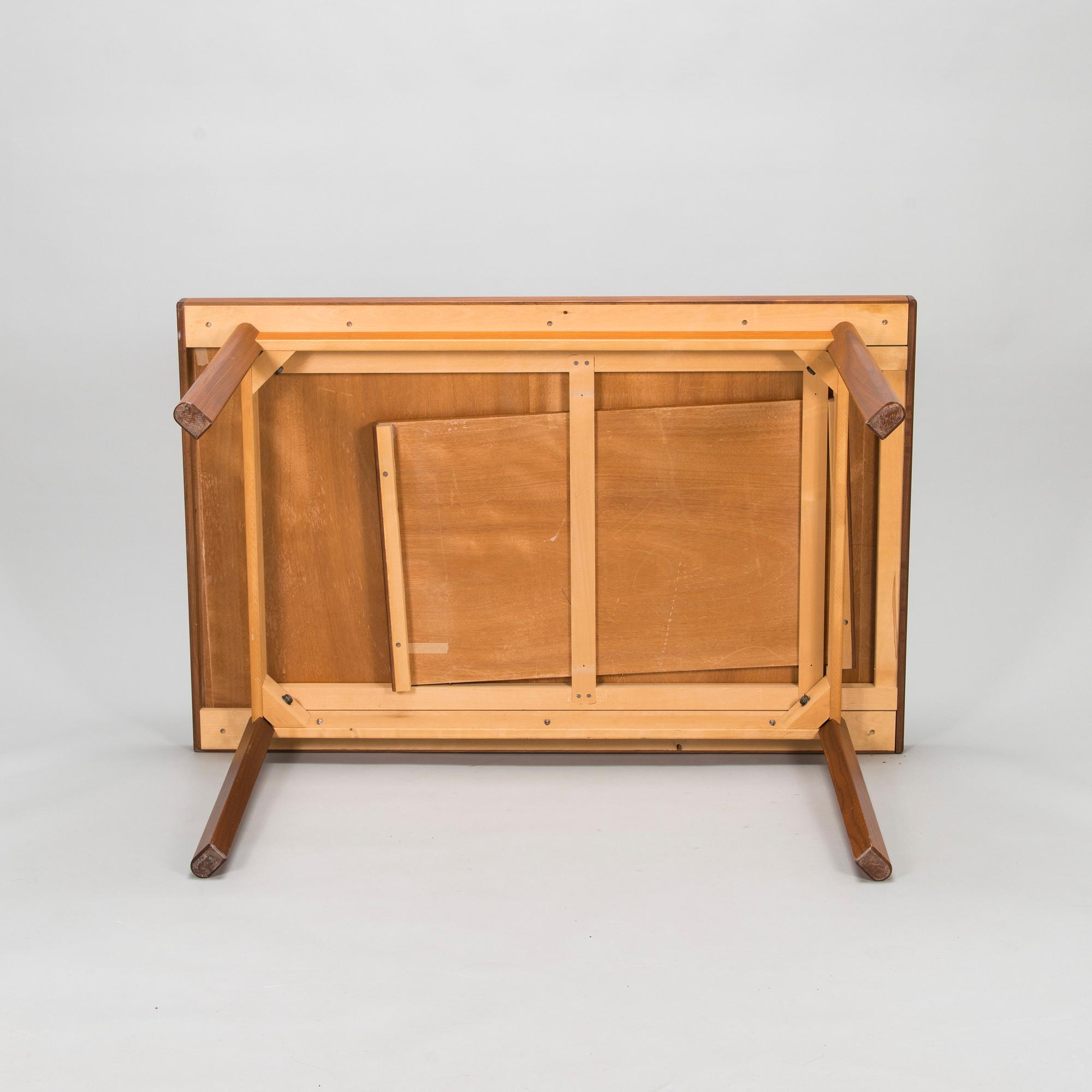 Olof Ottelin, a 1960s 'Sirena' dining table, Oy Stockmann Ab, Keravan puusepäntehdas.