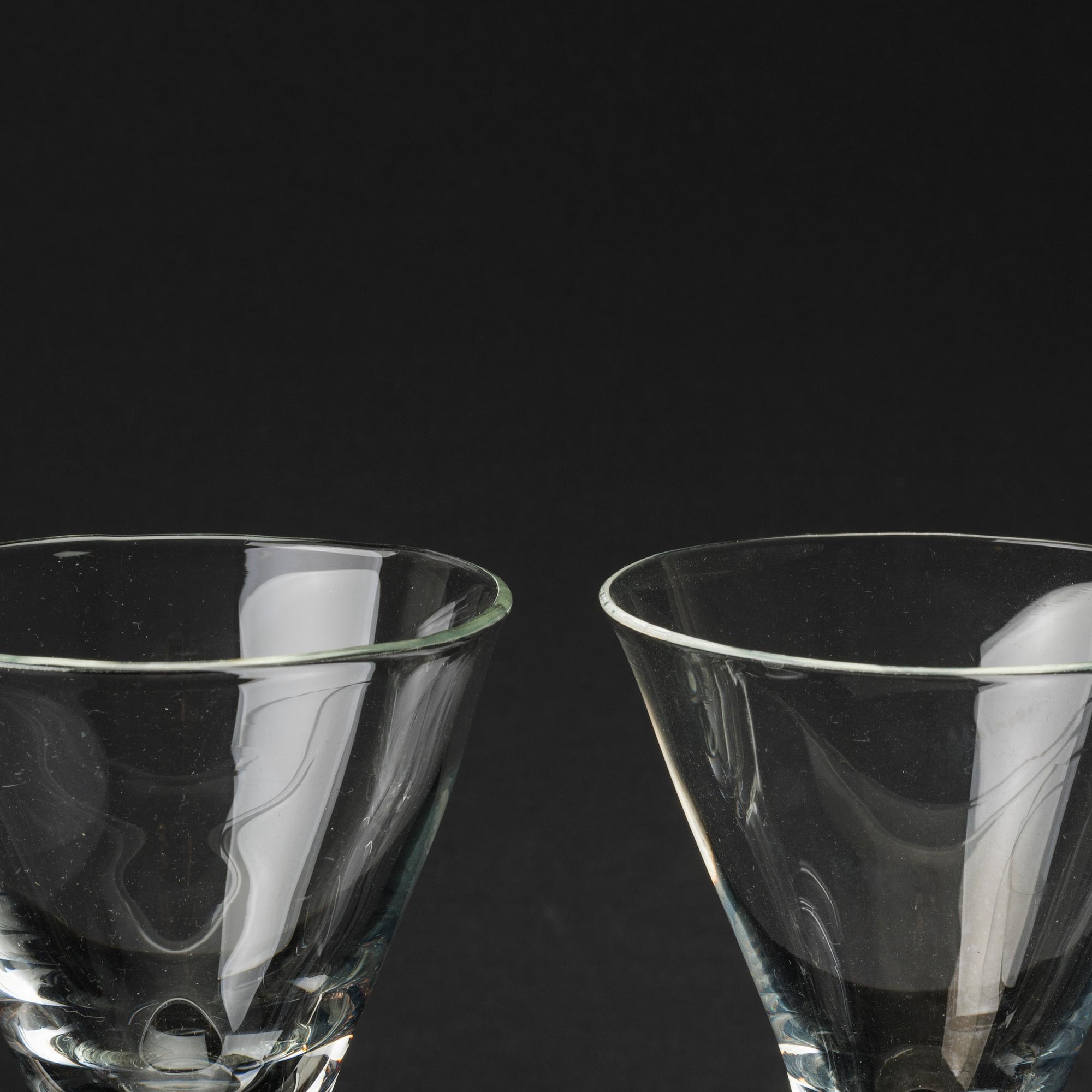 VINGLAS, SNAPSGLAS samt VATTENGLAS, 7+13+6=26 delar, "Enhörna", IKEA:s 1700-talserie, 1994.