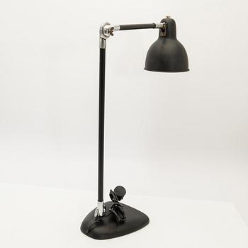 Skrivbordslampa, 1900-talets andra hälft.