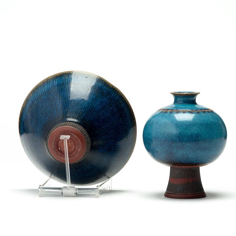 Wilhelm Kåge, A Wilhelm Kåge 'Farsta' stoneware vase and a bowl, Gustavsberg's studio, Sweden 1955-56.