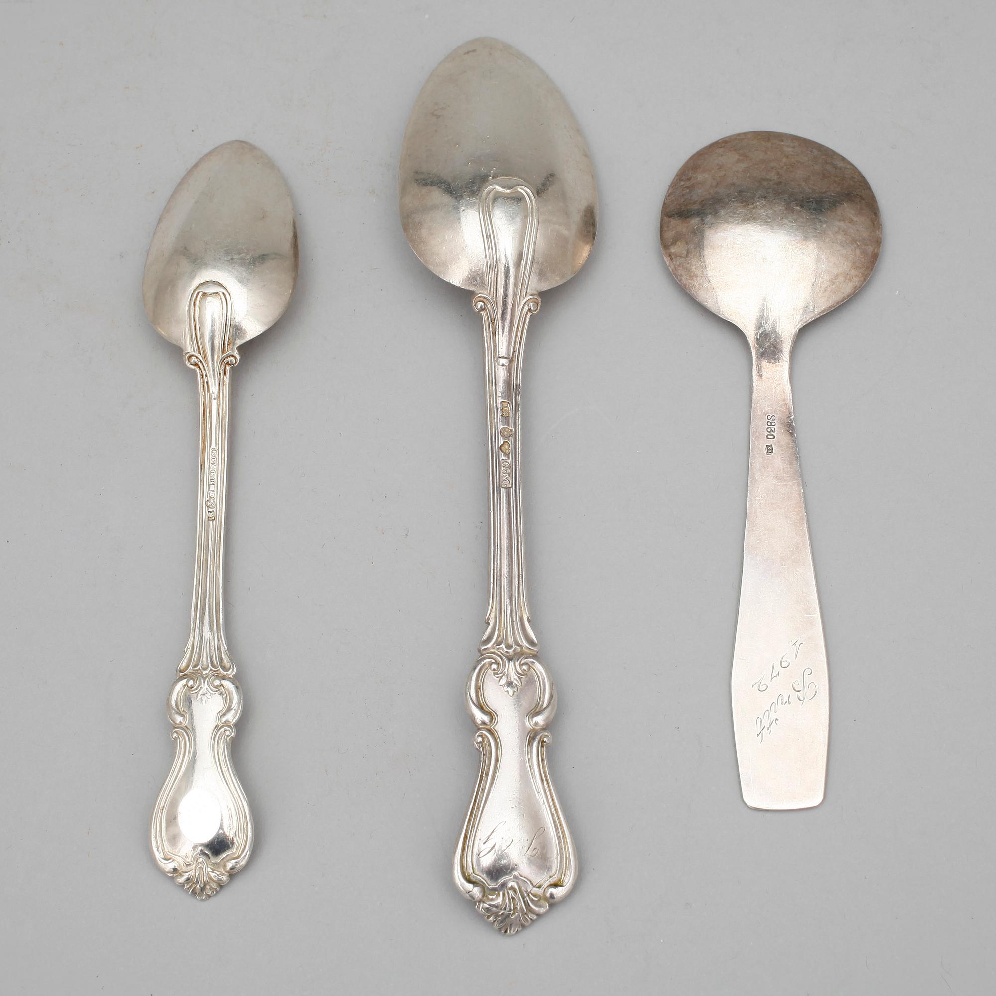 PARTI SILVER, 18 delar, bla Gustaf Wilhelm Nordström, Växjö, 1848. Tot vikt ca 163 g.