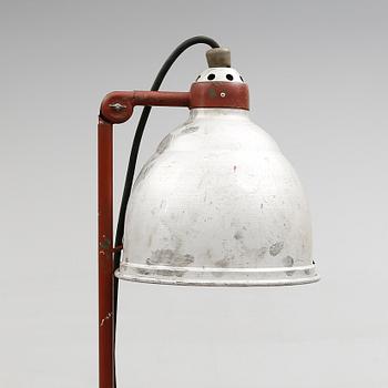 GOLVLAMPA, "Bygge lampan", Bröd. Johansson auto-metall, Skellefteå, 1900-talets mitt.
