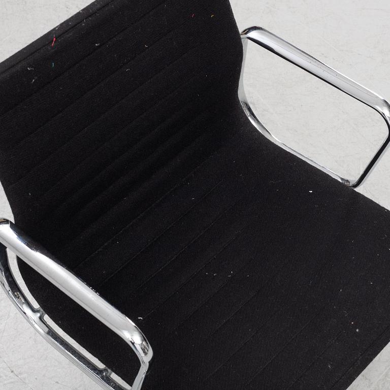 Charles & Ray Eames, an 'EA 117' swivel chair, Vitra.