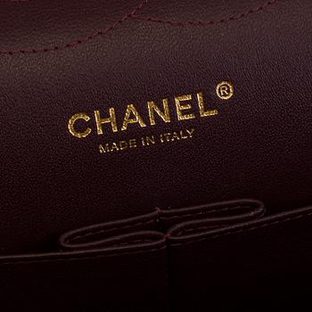 VÄSKA, "Maxi Double Flap", Chanel, 2010-2011.