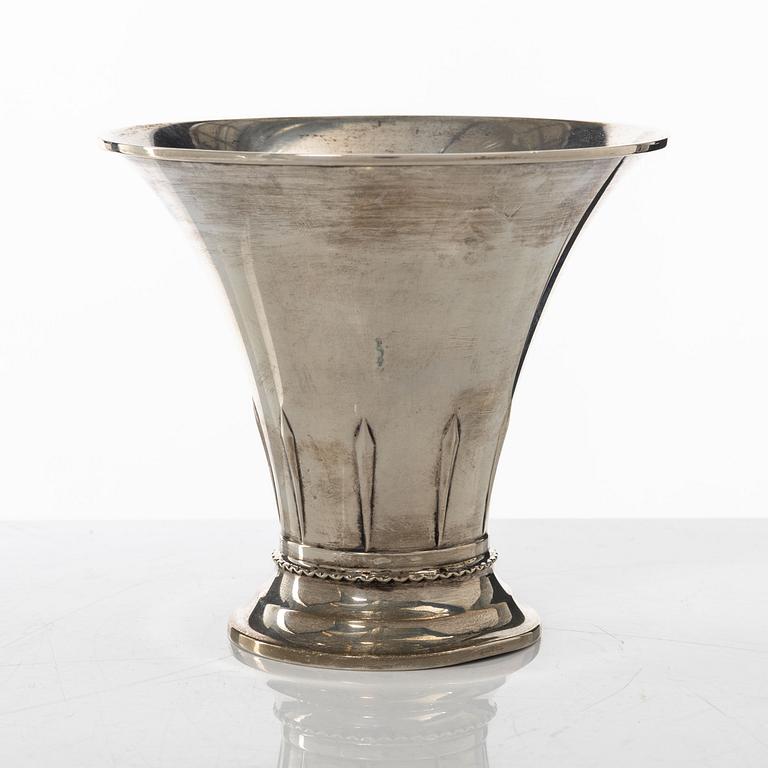 CG Hallberg, bägare, silver, Stockholm 1930.