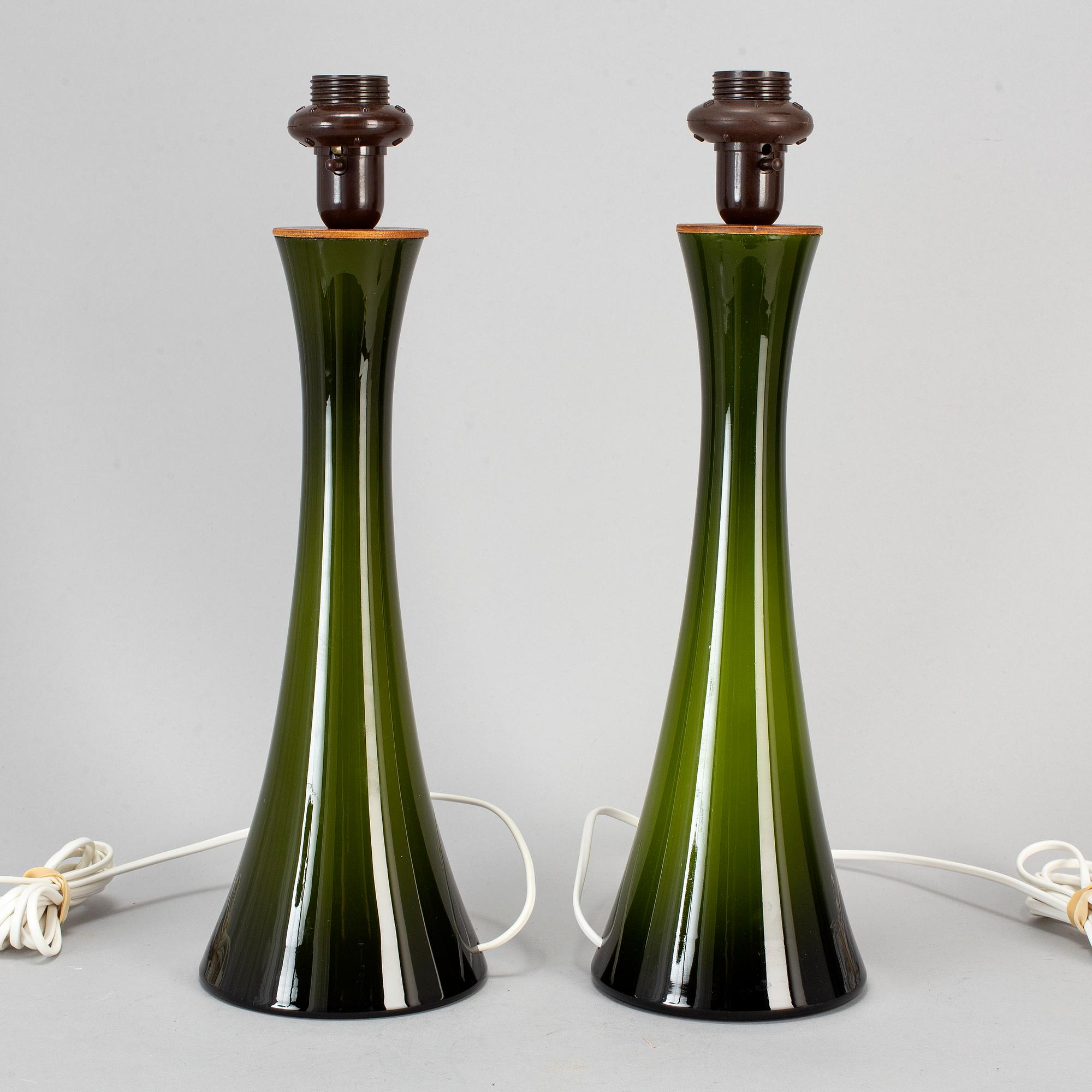 BERNT NORDSTEDT, bordslampor, ett par,  modell nr B-015 för Bergboms 1900-talets senare del.