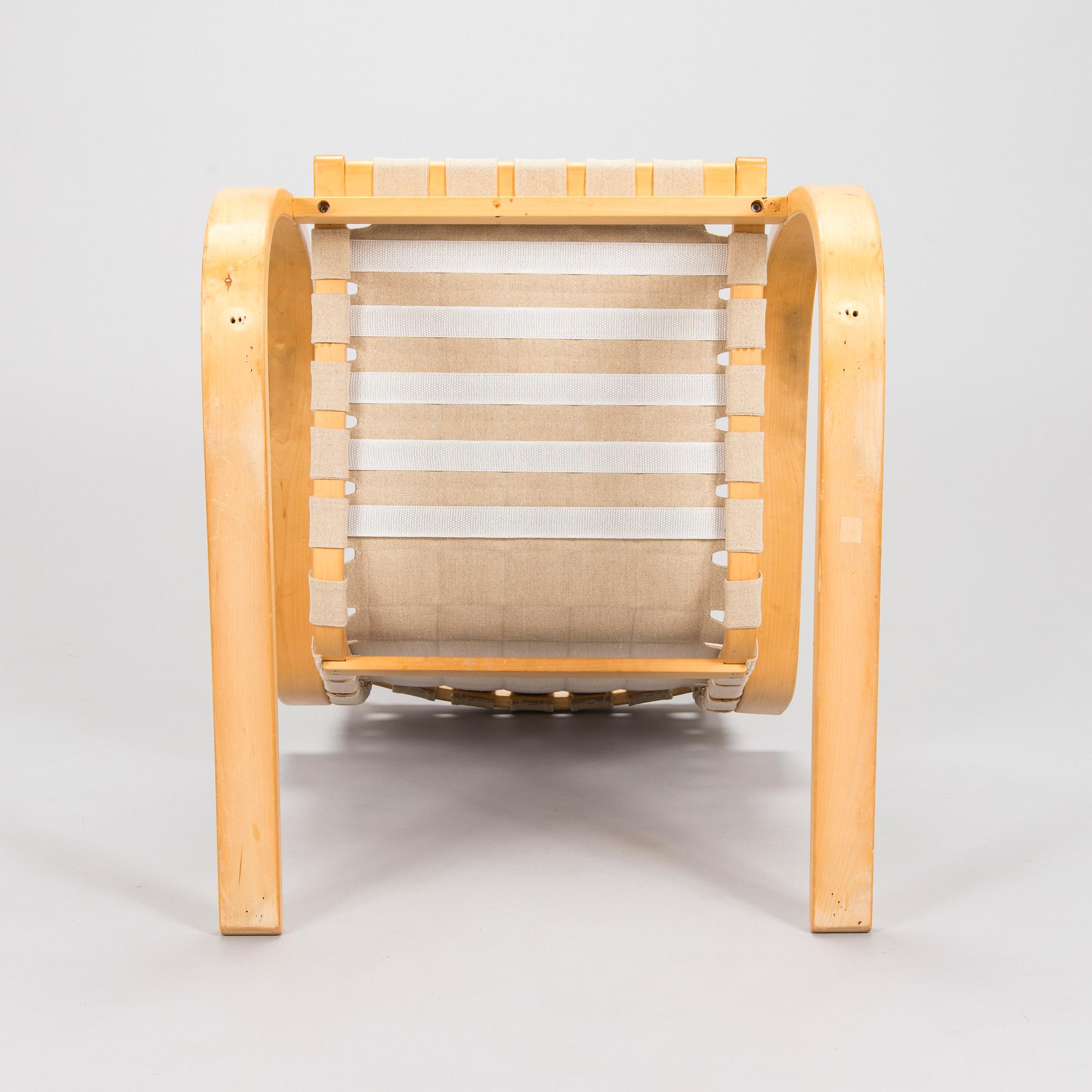 Alvar Aalto, nojatuoli, malli 406, Artek 1980-luku.