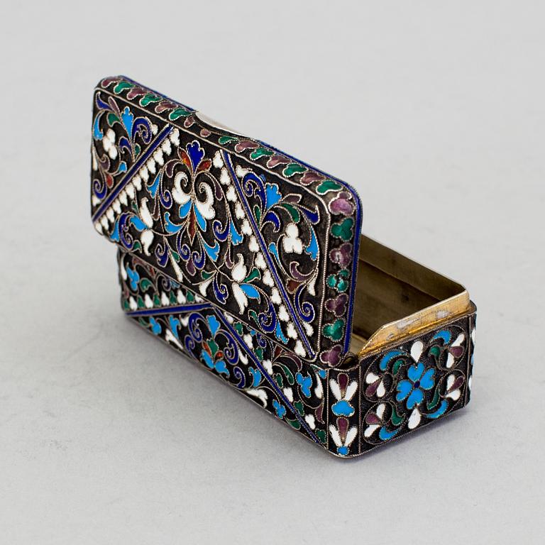 DOSA, icke identifierad mästarstämpel, Moskva 1899-1908, silver och cloisonnéemal.