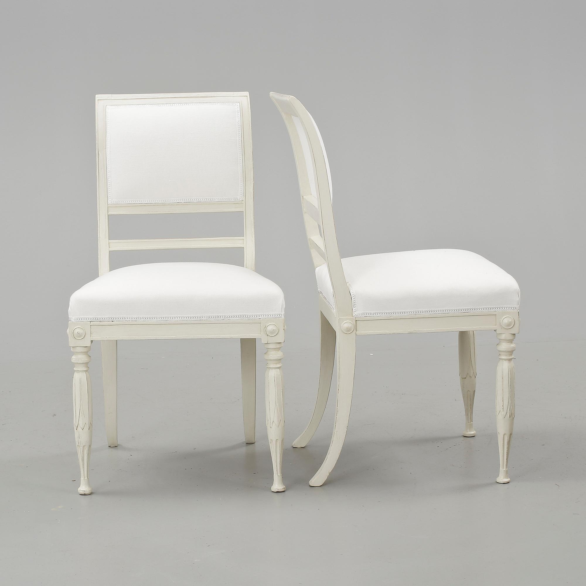STOLAR, ett par, sengustavianska, omkring 1800.
