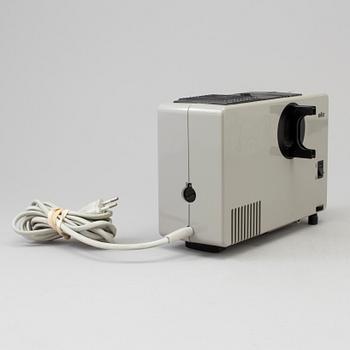 ROBERT OBERHEIM, projector ”D7”, Braun, 1970.