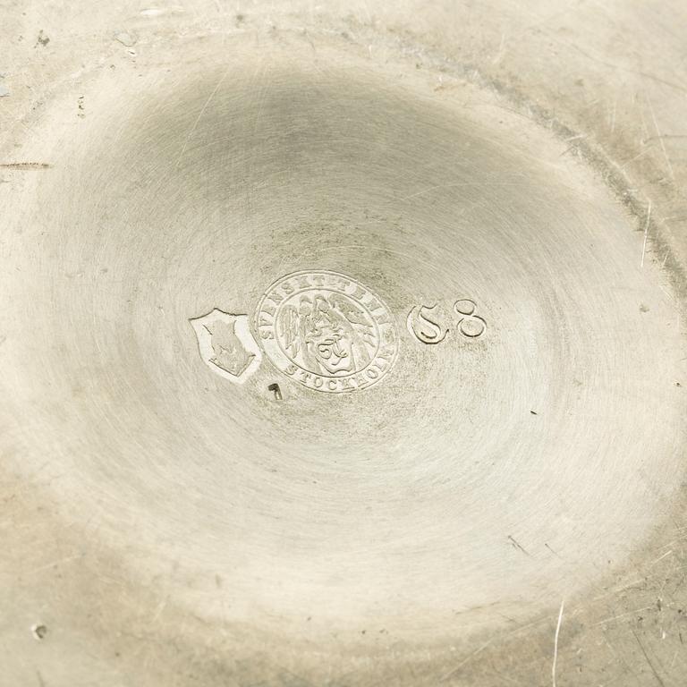 KANDELABRAR, tenn, ett par. Nils Fougstedt för Firma Svenskt Tenn, Stockholm 1929.