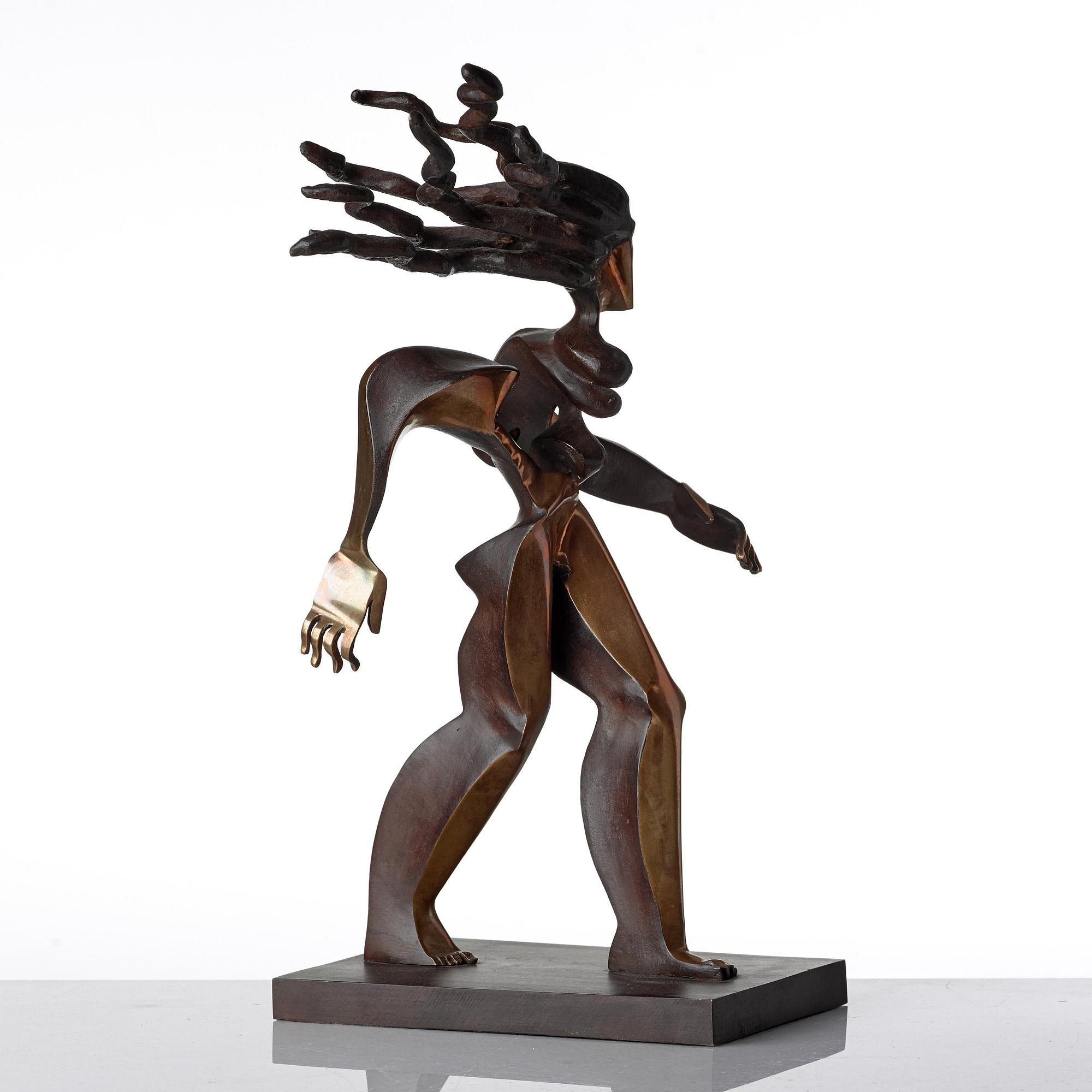 Timo Solin, Standing woman.