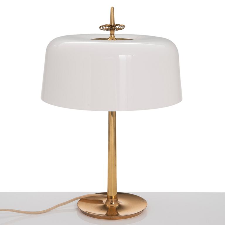 PAAVO TYNELL, a mid-20th-century' 9211' table lamp for Taito, Finland.