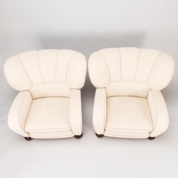 Märta Blomstedt, A pair of  'Aulanko-model' armchairs designed in 1939.