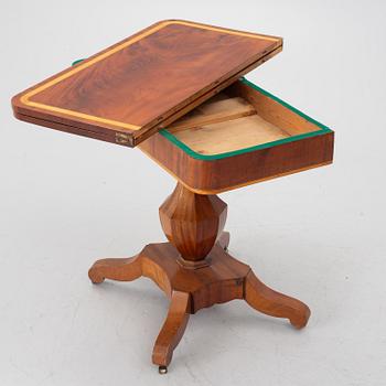 A games table, 19th Century.