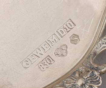 SILVERFÖREMÅL, 8 delar, mestadels Gewe, Stockholm, 1970-tal. Total vikt ca 1156 gram.