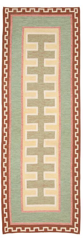 MATTA. Flat weave. 429 x 149 cm. Sweden around 1930. Art deco.