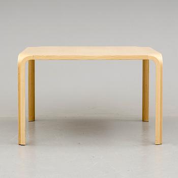 SOFFBORD, "Fan leg table", Alvar Aalto, Artek, 1900-talets slut.
