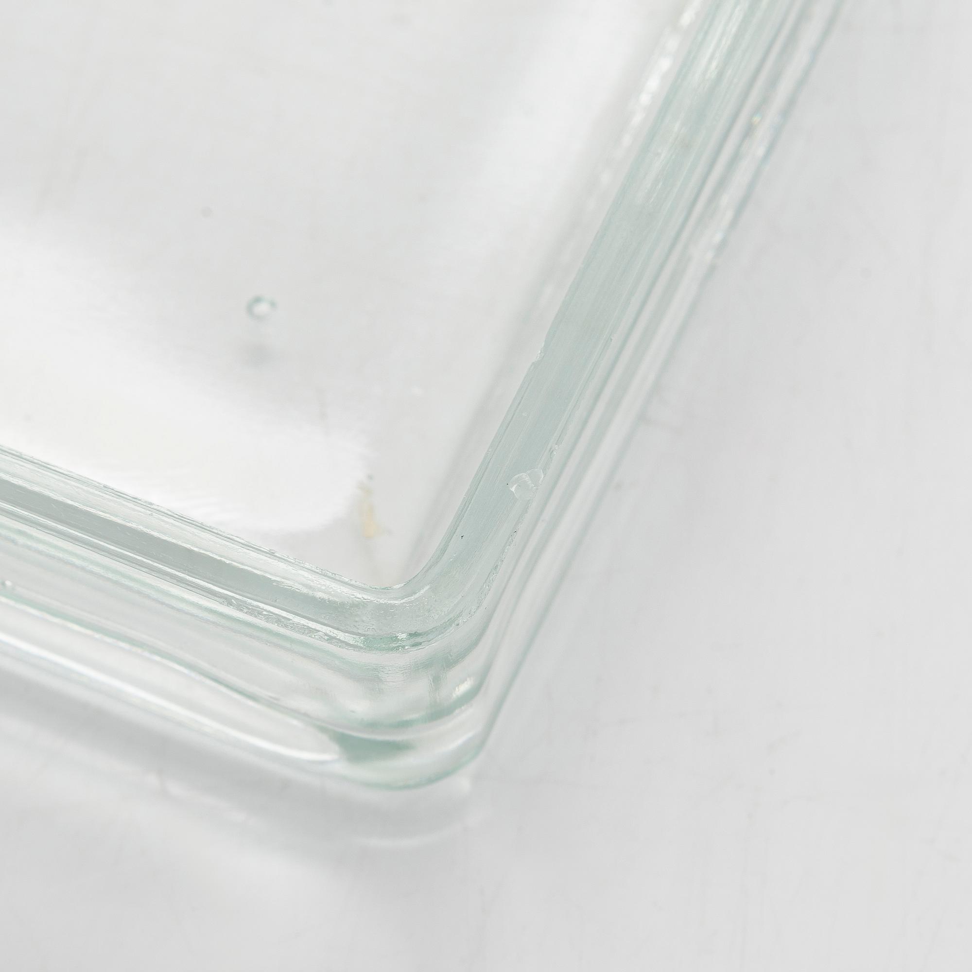 Aino Aalto, a serving platter, 'Maija'. Karhula Glassworks, Finland. Designed in 1936.