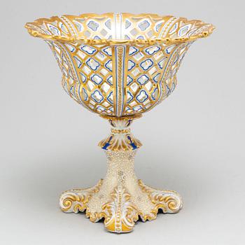 A large late empire chesnut basket, 19th Century, possibly Russian.