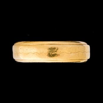 RINGAR, 2 st, 18 k. Vikt ca 10 g.