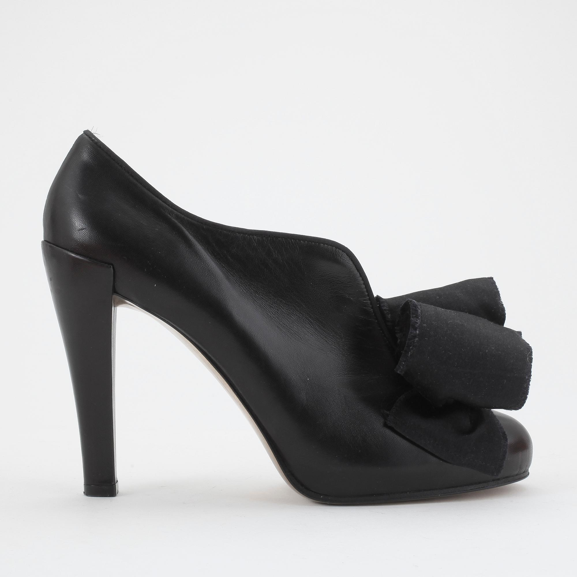 SKOR, Christian LaCroix.
