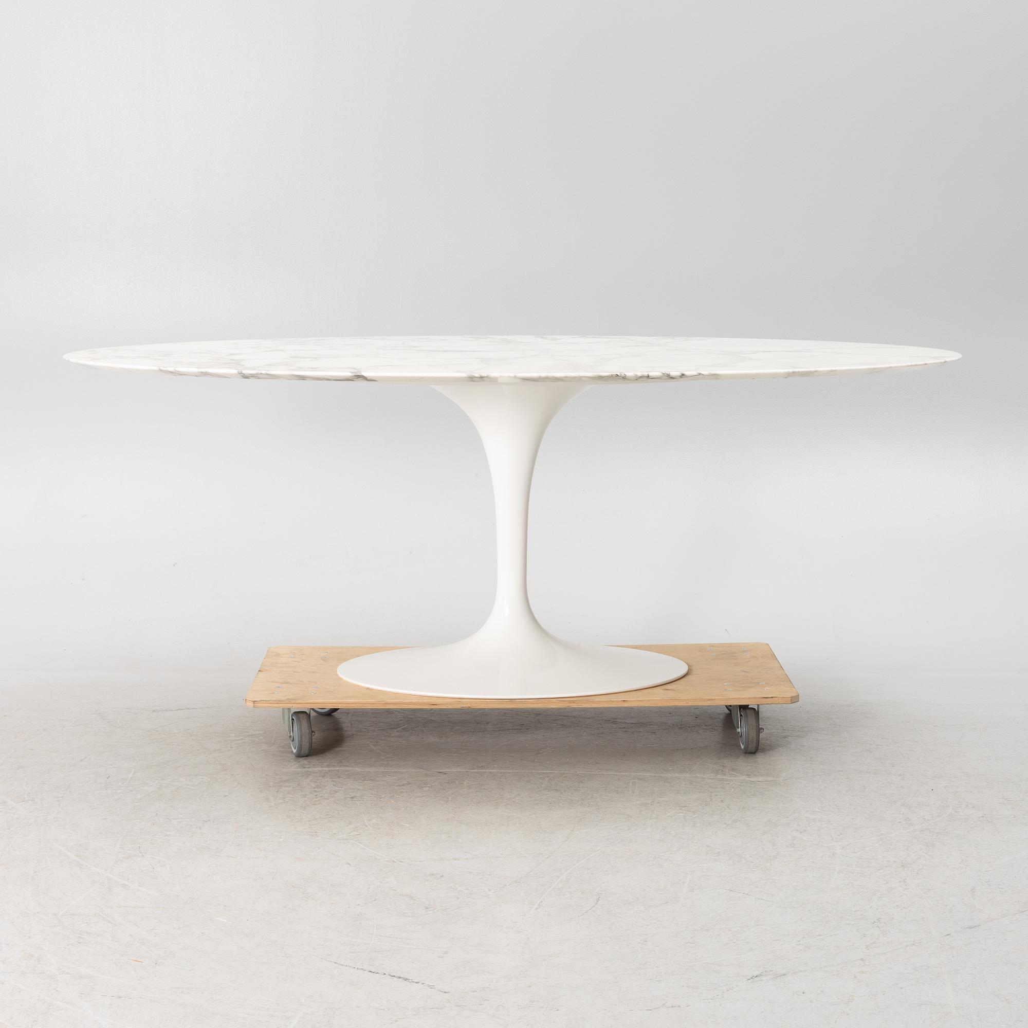 Eero Saarinen, a 'Tulip' dining table", Knoll Studio.
