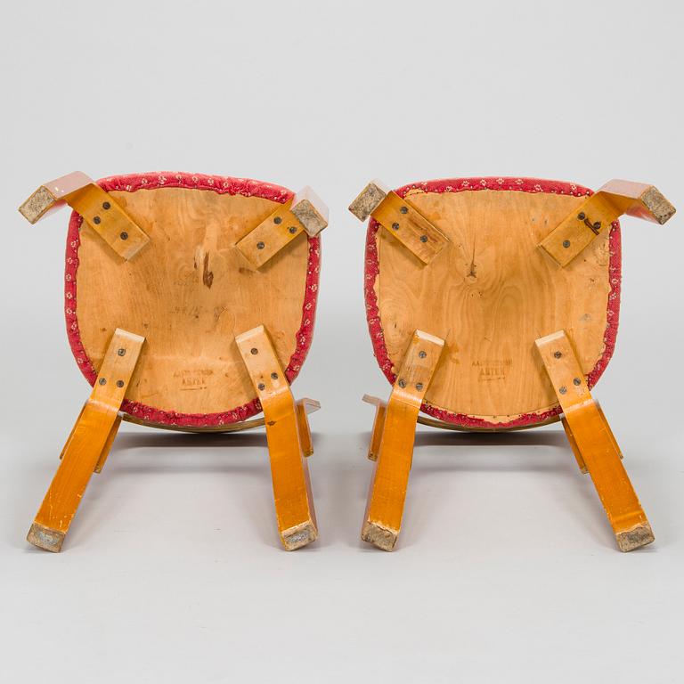 Alvar Aalto, a pair of  'A65' chairs for O.Y. Huonekalu- ja Rakennustyötehdas A.B. early 1940s.