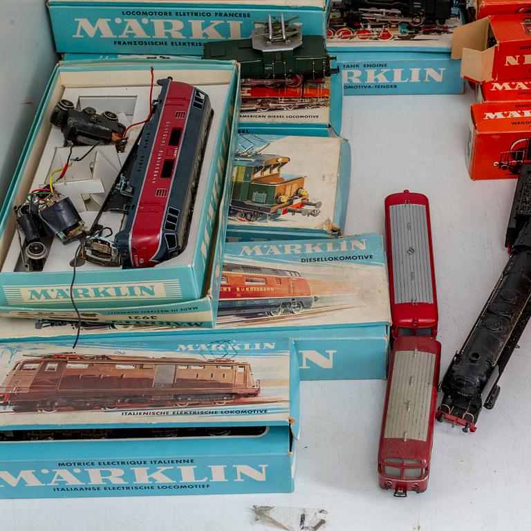 MÄRKLIN, H0, Lok, vagnar och räls.