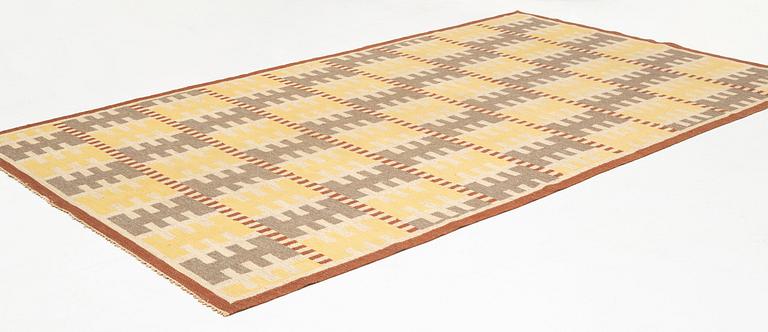 A swedish flat weave carpet, ca 316 x 187 cm.