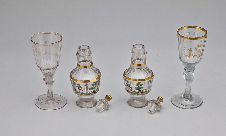 VINGLAS 2 st SAMT KARAFFER, ett par, glas, omkr 1800.