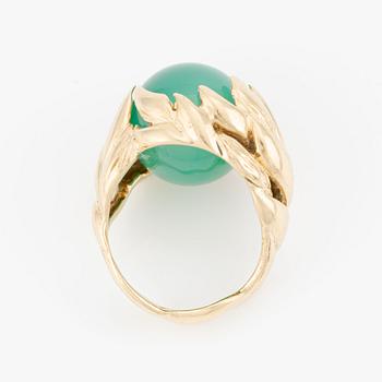 Gilbert Albert, 18K gold ring with interchangeable stones.