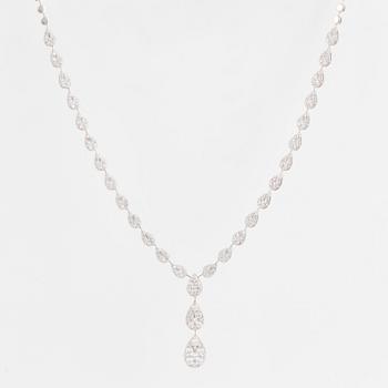 COLLIER, med briljantslipade diamanter totalt 3,05 ct.