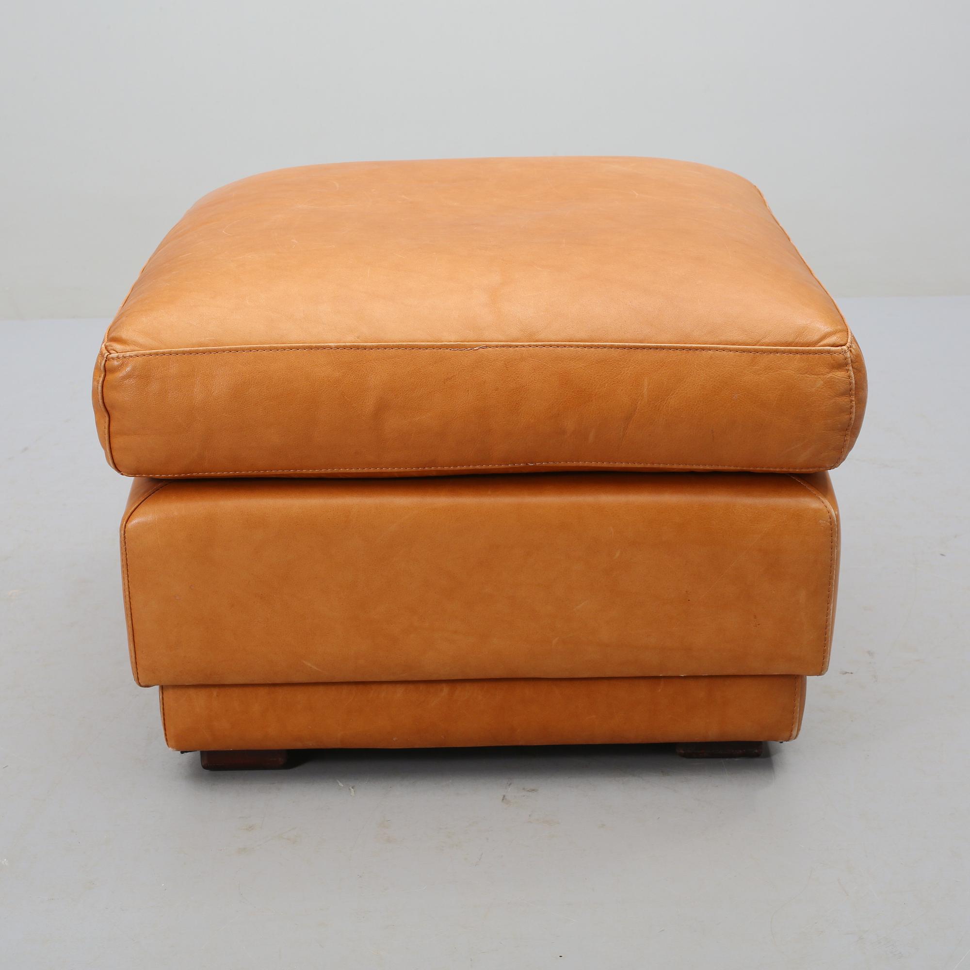 SITTPUFF, 1900-talets fjärde kvartal.