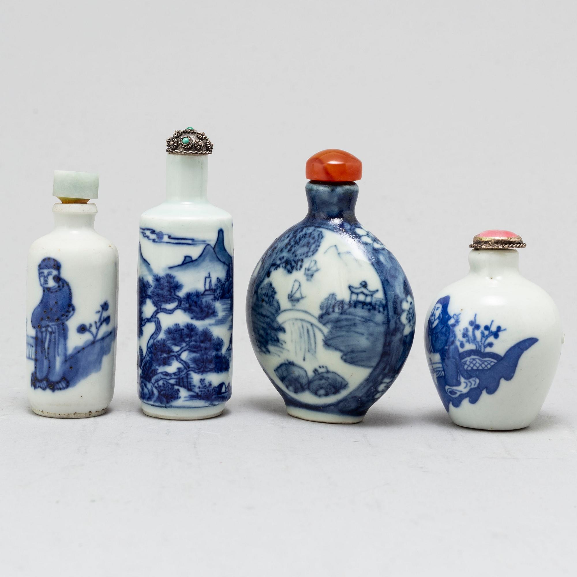 Eight Chinese blue and white porcelain snuff bottles, 20th century.