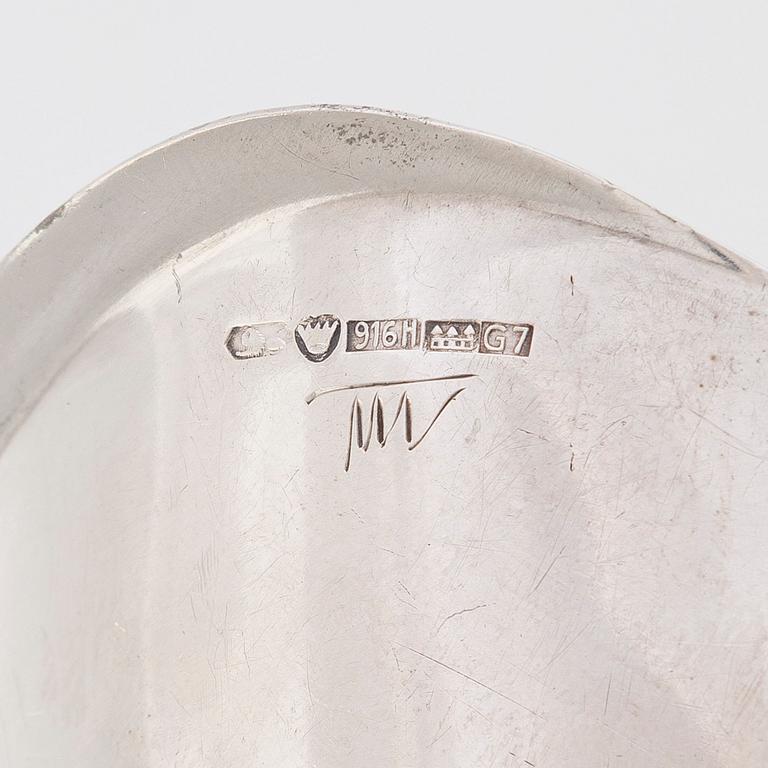 Tapio Wirkkala, two silver bowls, marked TW, Kultakeskus, Hämeenlinna 1960.