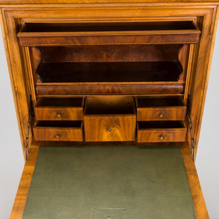 A late 19th century chiffonier.