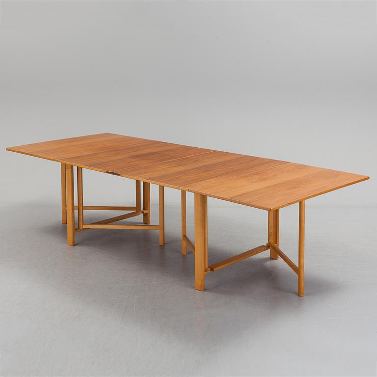 A "Maria Flap" gateleg table by Bruno Mathsson for firma Karl Mathsson, Värnamo.