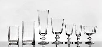 GLASSERVIS, 104 delar, "Karlberg", Elis Bergh, Kosta, 1900-tal.