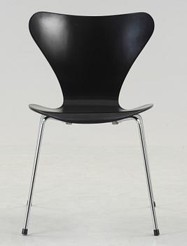 STOL, "Sjuan", Arne Jacobsen, Fritz Hansen, bär datering 1970.