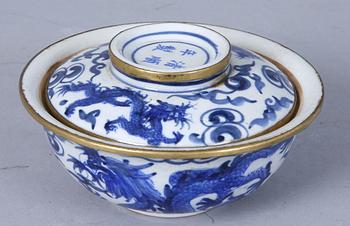 SKÅL, porslin, Kina, Kangxi-stil.