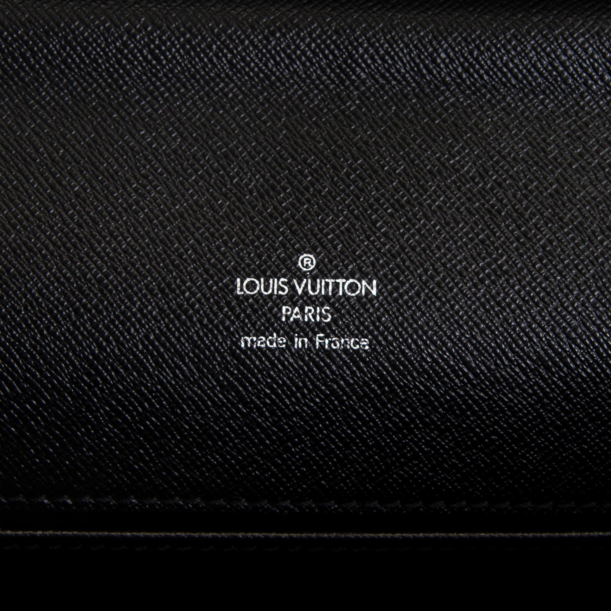 Louis Vuitton, "Taiga Porte-Documents Angara", portfölj.