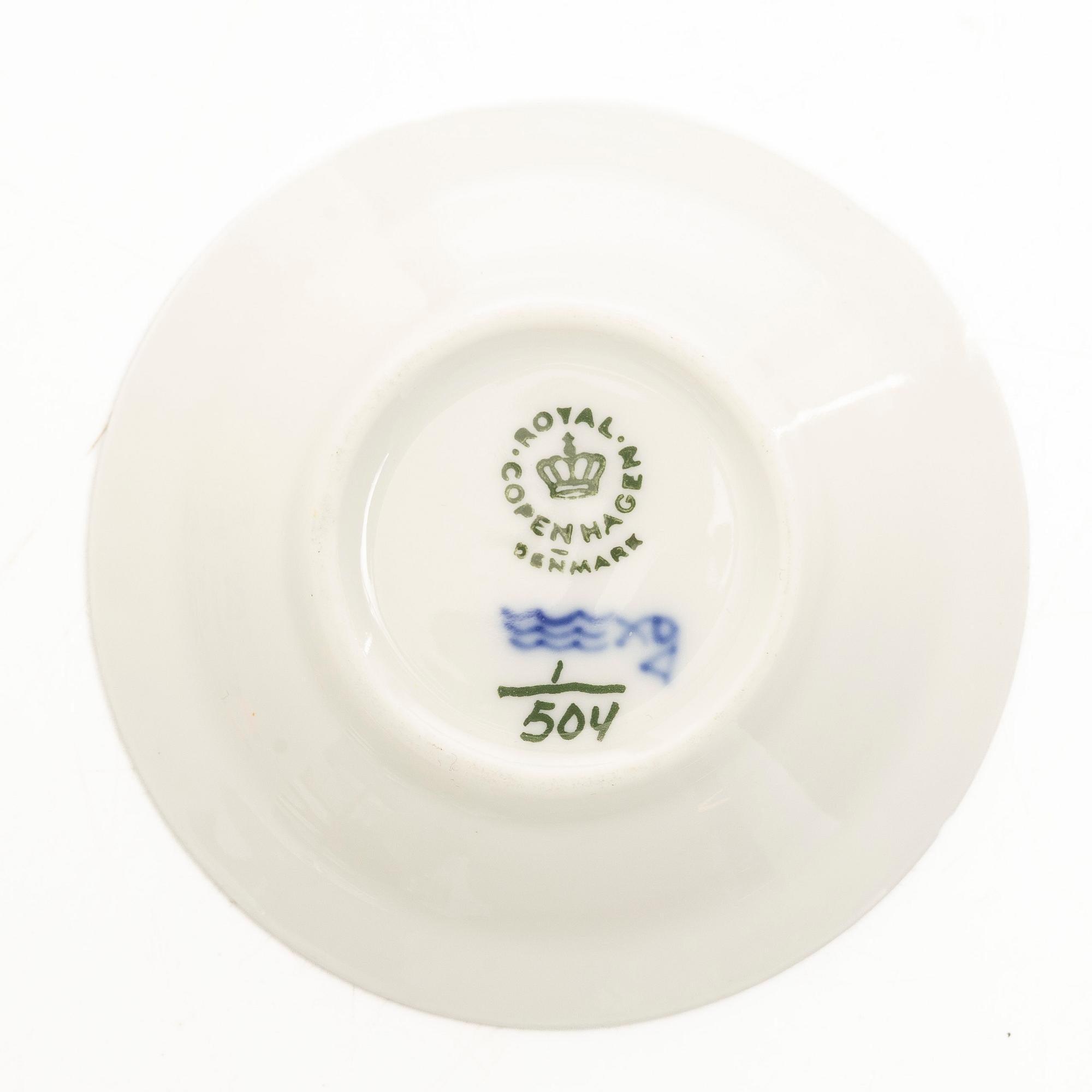 Royal Copenhagen, servis, 37 delar, "Musselmalet Halvblonde".