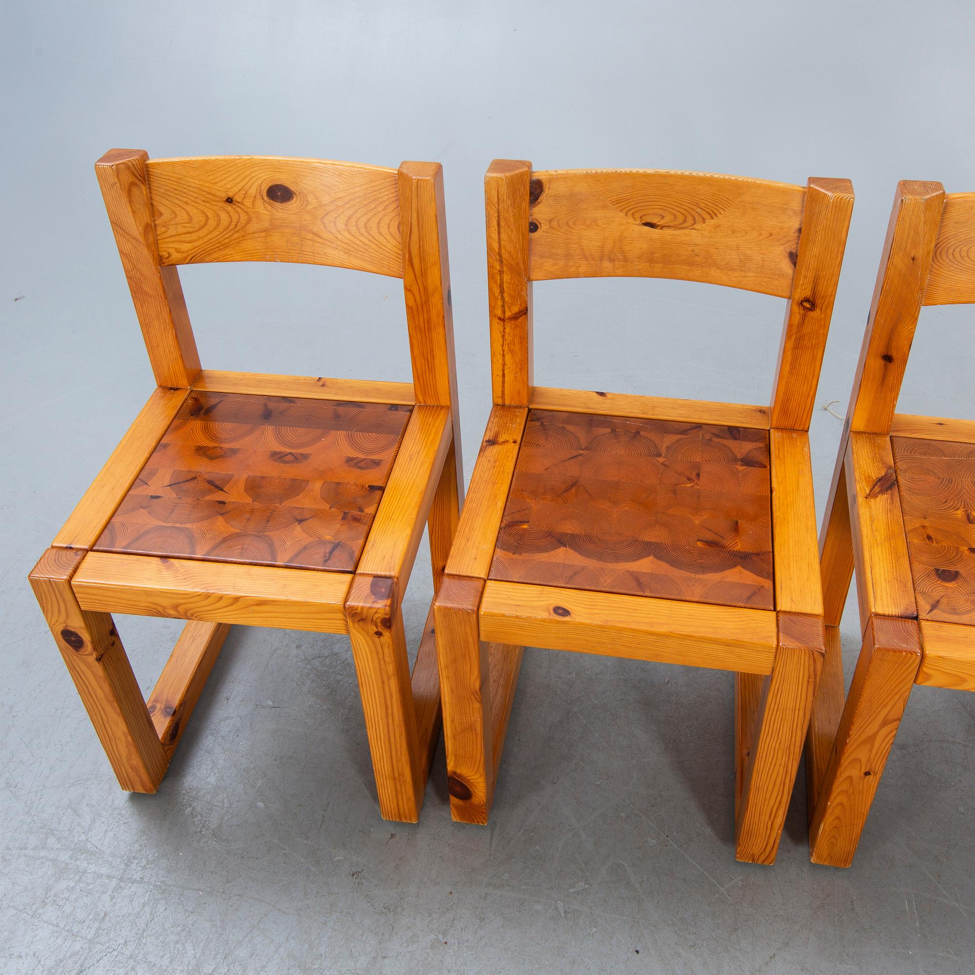 A five pcs Möbelmäster pine 1970s dining group.