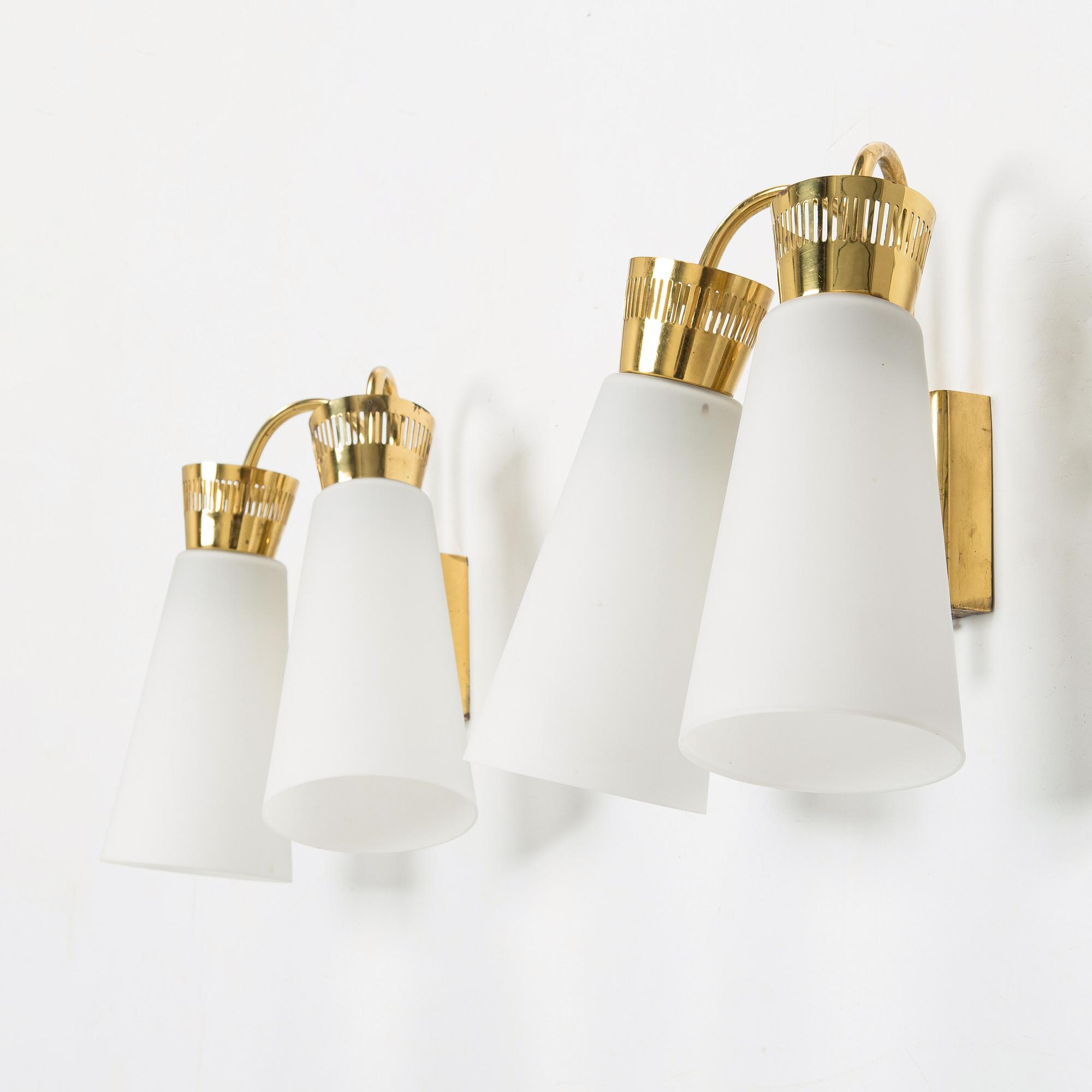 Vägglampor, ett par, modell EY 60 Itsu 1900-talets mitt.