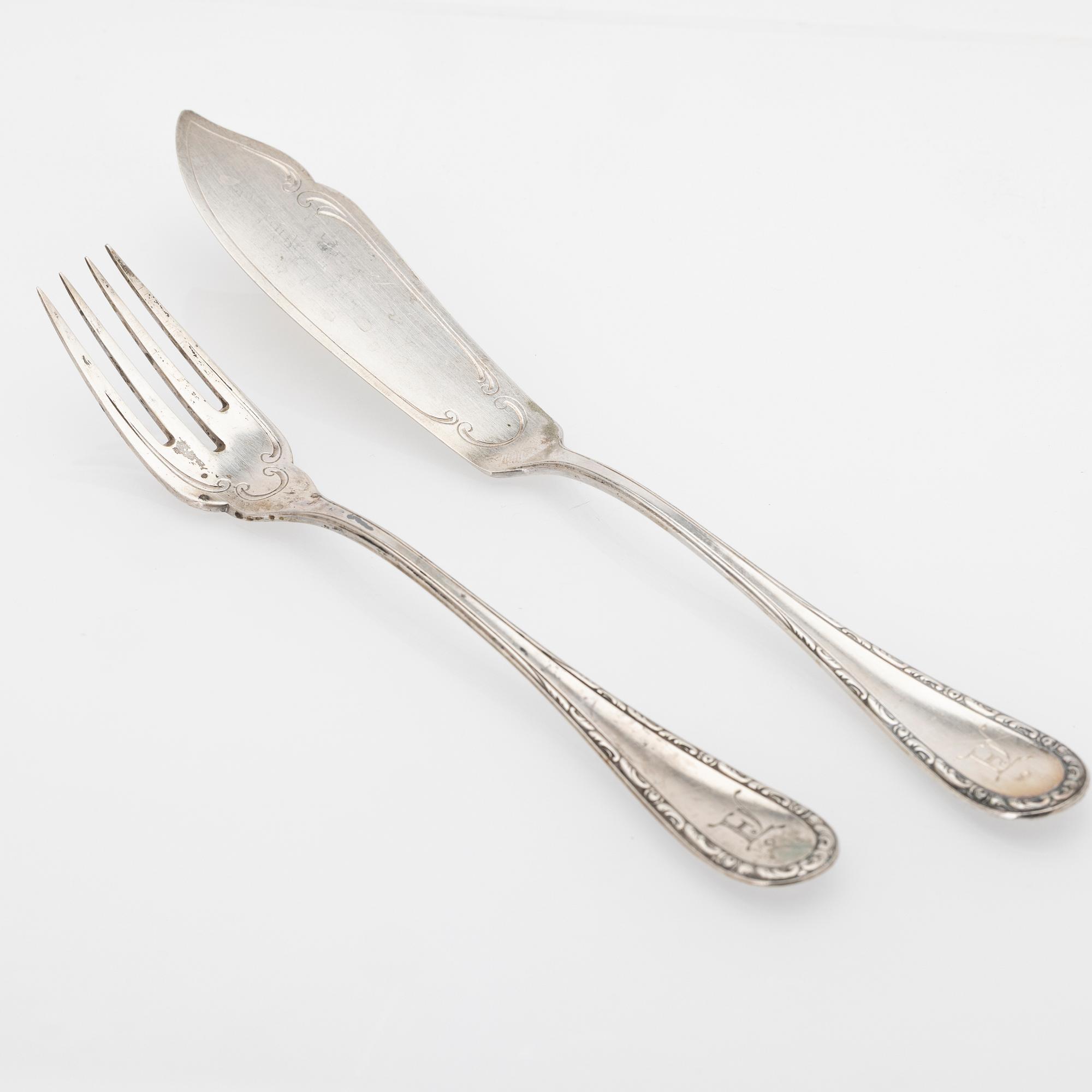 Fish cutlery, 22 pieces, silver, Germany.